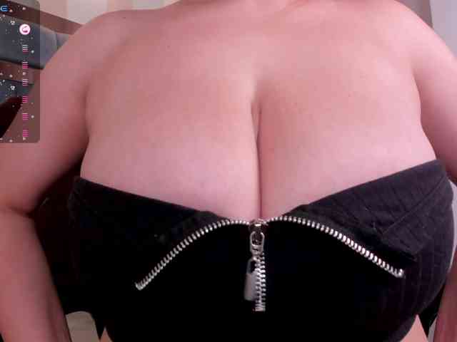 anyi-sweet-tits webcam
