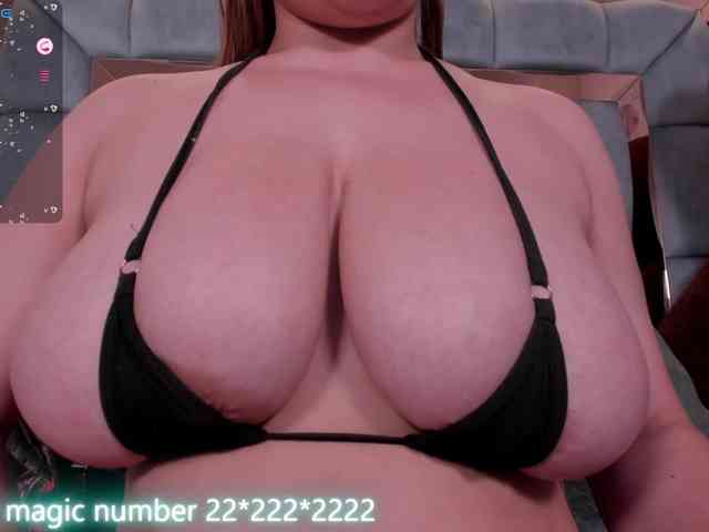 anyi-sweet-tits webcam