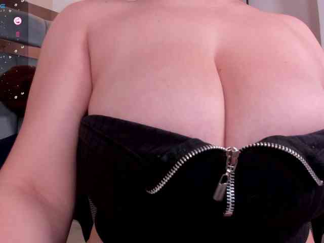 anyi-sweet-tits webcam