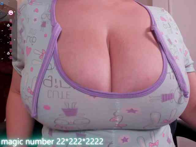 anyi-sweet-tits webcam