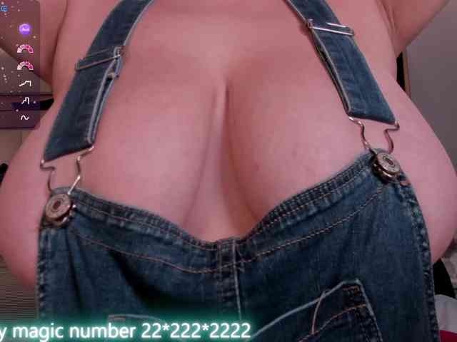 anyi-sweet-tits webcam