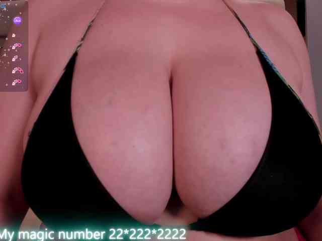 anyi-sweet-tits webcam