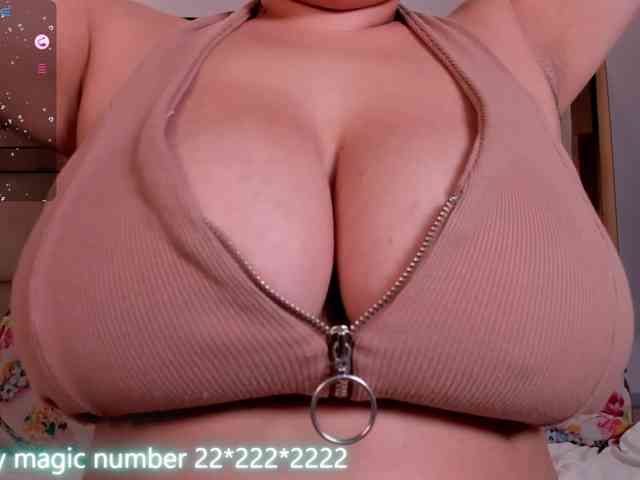 anyi-sweet-tits webcam