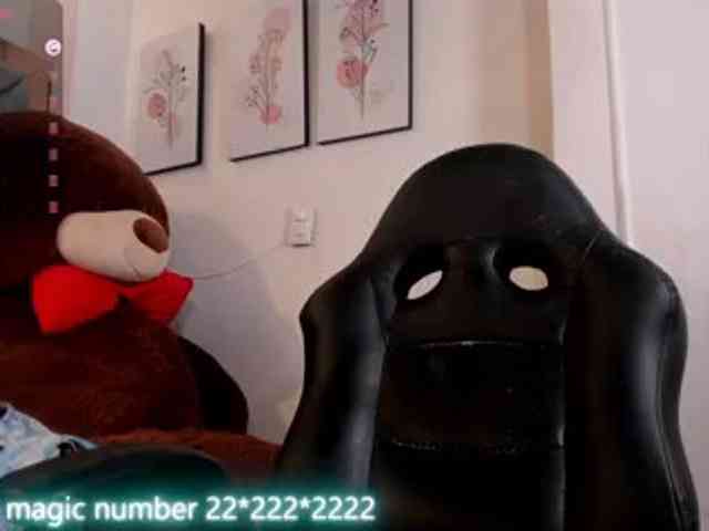 anyi-sweet-tits webcam