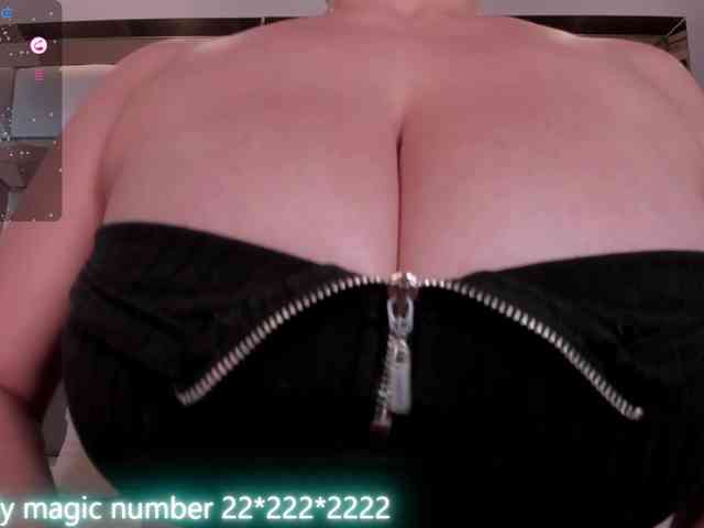 anyi-sweet-tits webcam