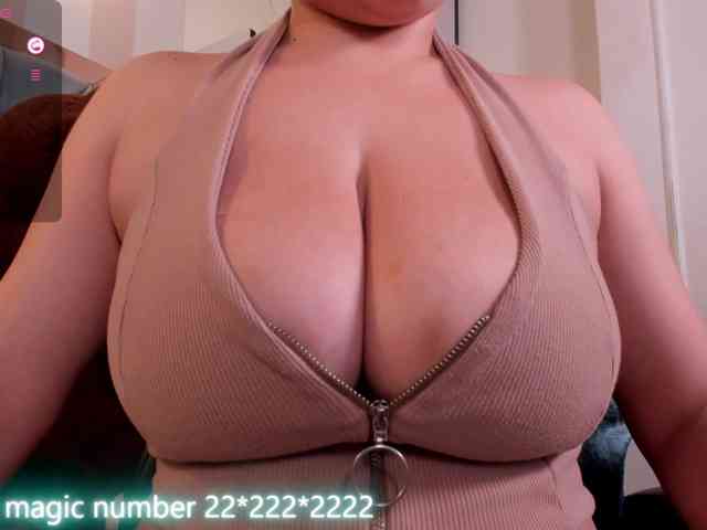 anyi-sweet-tits webcam