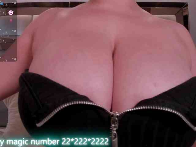 anyi-sweet-tits webcam