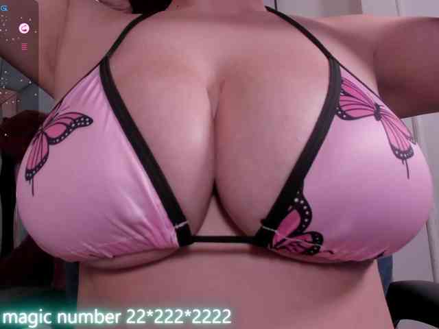 anyi-sweet-tits webcam