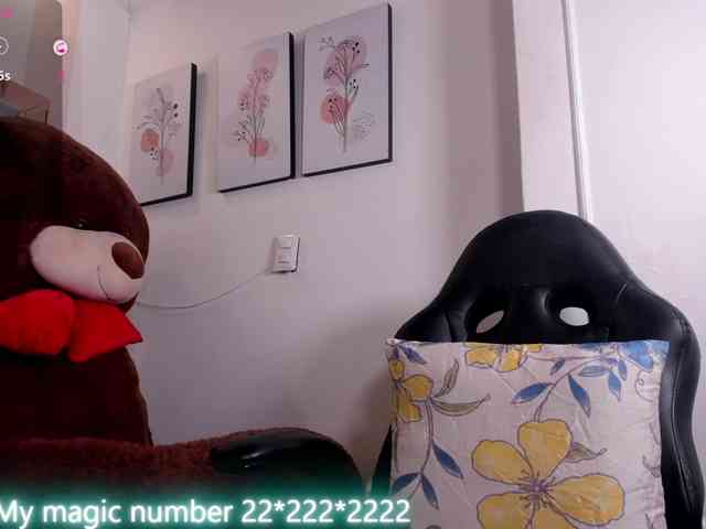 anyi-sweet-tits Live Webcam on BongaCams