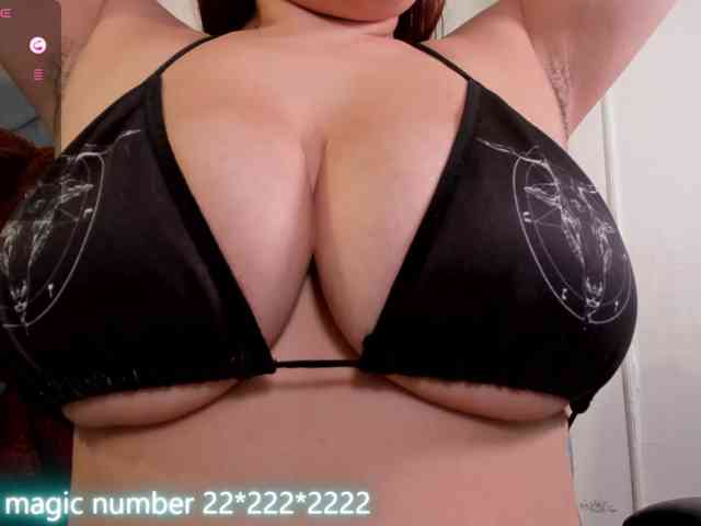 anyi-sweet-tits webcam