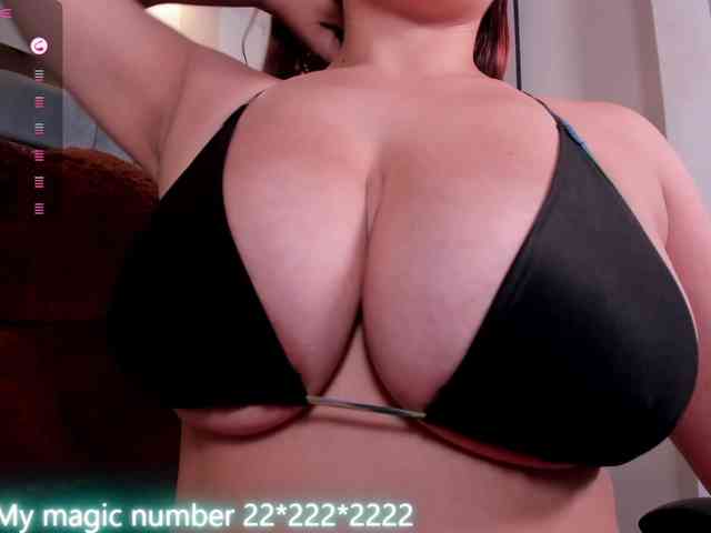anyi-sweet-tits webcam