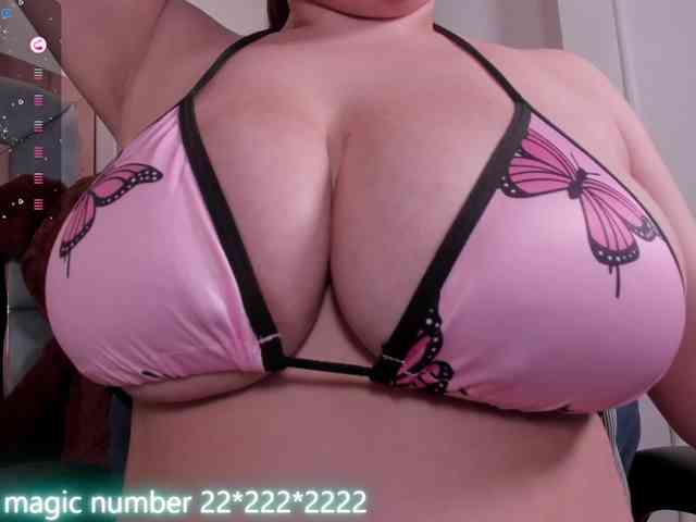 anyi-sweet-tits webcam