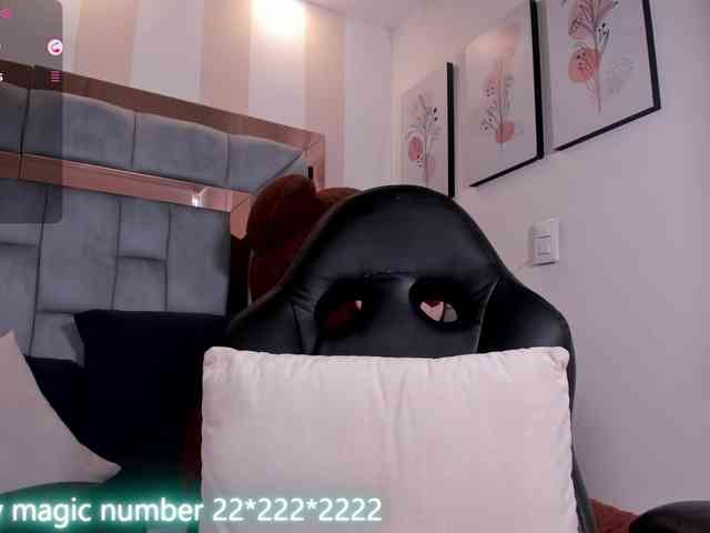 anyi-sweet-tits webcam