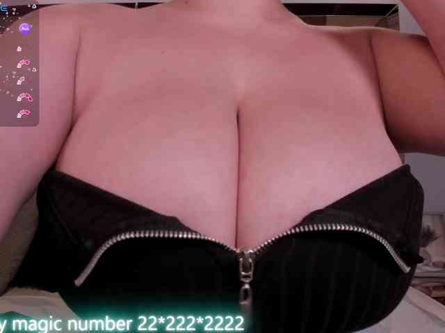 anyi-sweet-tits webcam