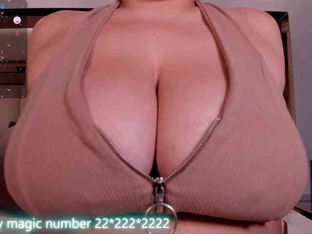 anyi-sweet-tits webcam