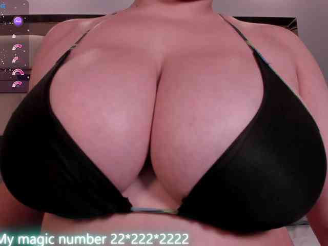 anyi-sweet-tits webcam