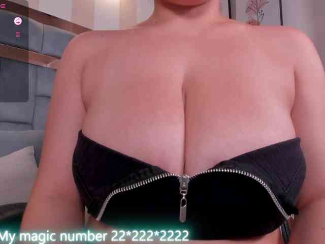 anyi-sweet-tits webcam