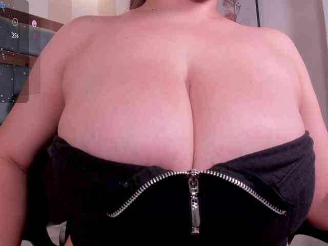 anyi-sweet-tits webcam