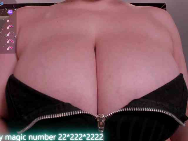 anyi-sweet-tits