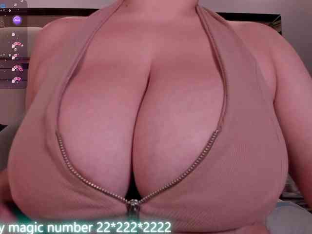 anyi-sweet-tits