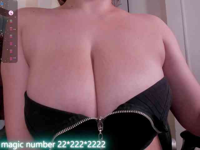 anyi-sweet-tits webcam