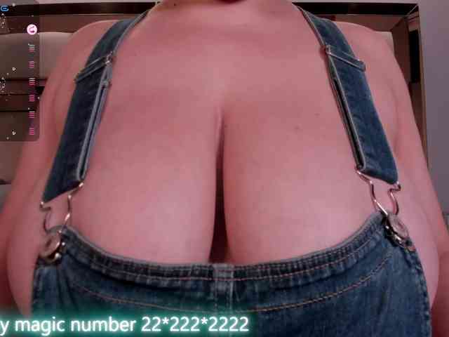 anyi-sweet-tits webcam