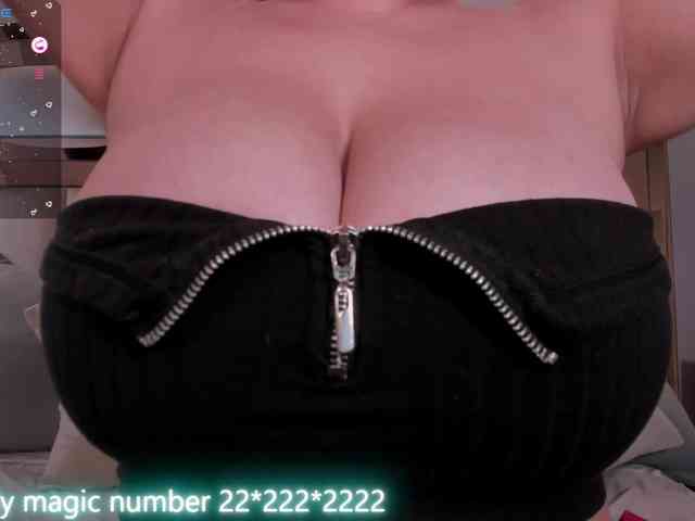 anyi-sweet-tits webcam