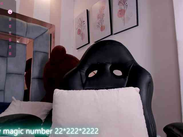 anyi-sweet-tits webcam