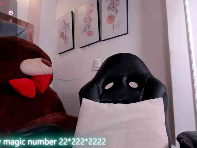 anyi-sweet-tits webcam