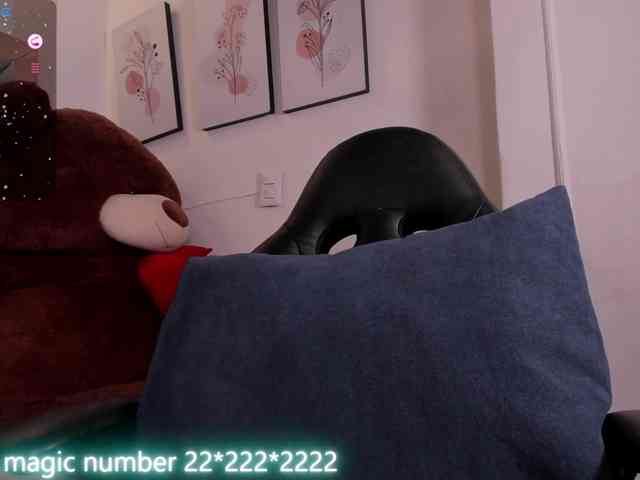 anyi-sweet-tits webcam