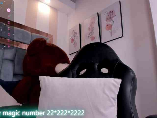 anyi-sweet-tits webcam