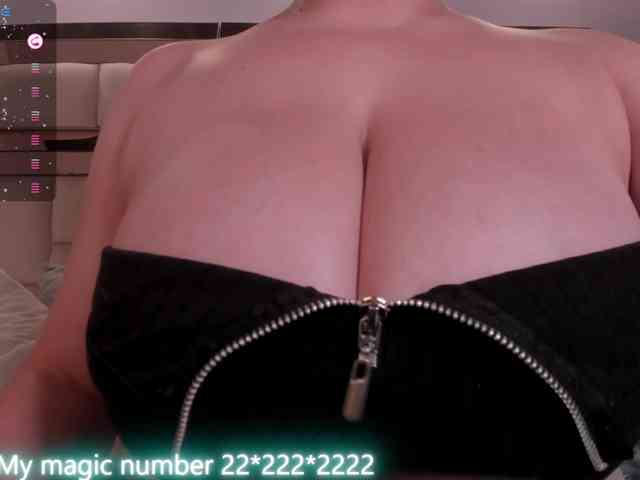 anyi-sweet-tits webcam