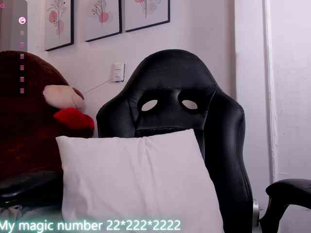 anyi-sweet-tits webcam
