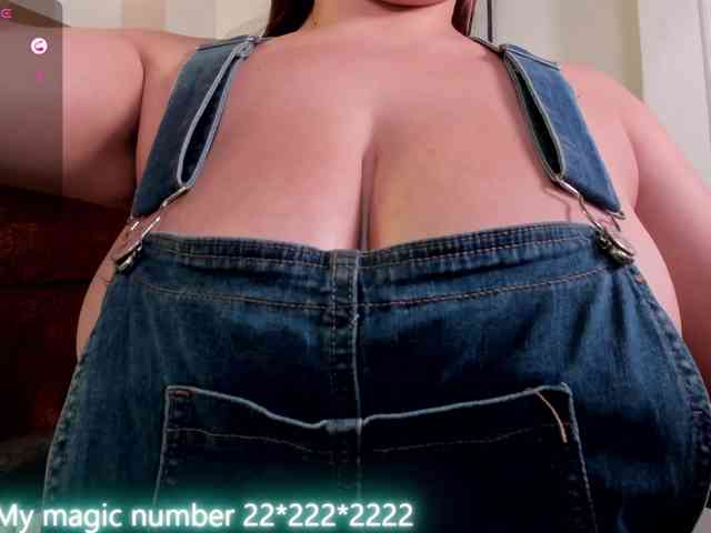 anyi-sweet-tits webcam