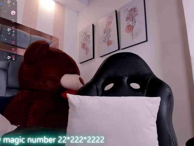 anyi-sweet-tits Live Webcam on BongaCams