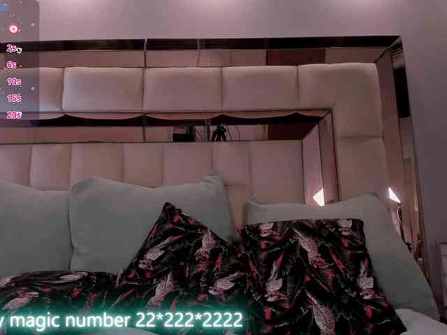 anyi-sweet-tits webcam