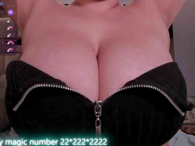 anyi-sweet-tits