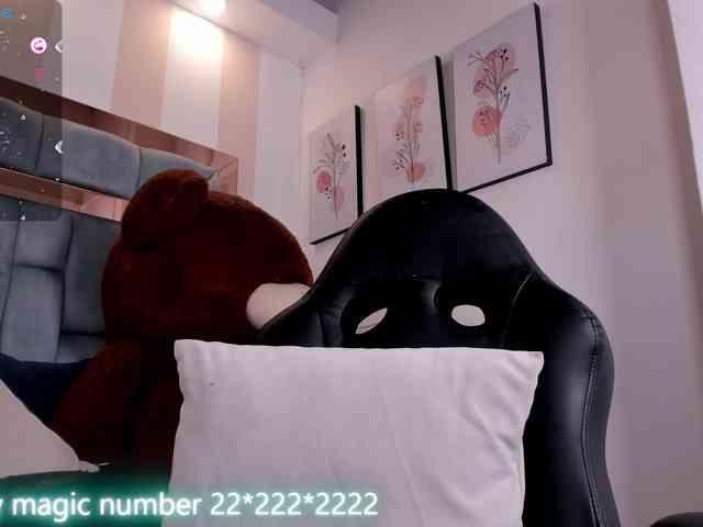 anyi-sweet-tits webcam