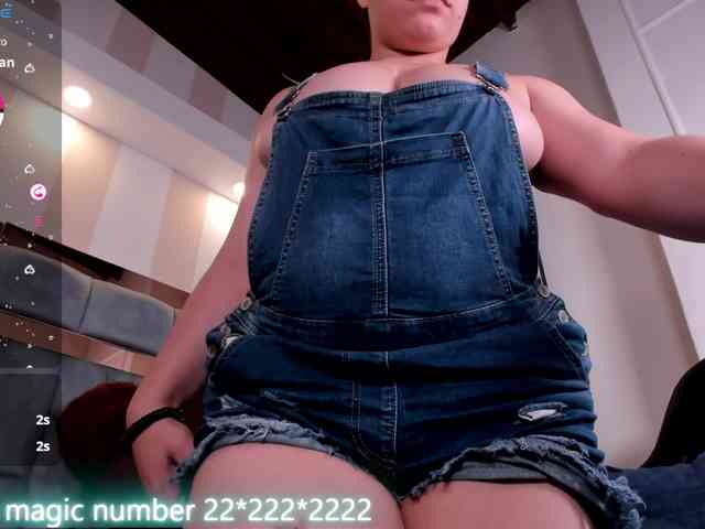 anyi-sweet-tits webcam