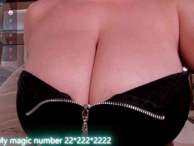 anyi-sweet-tits webcam