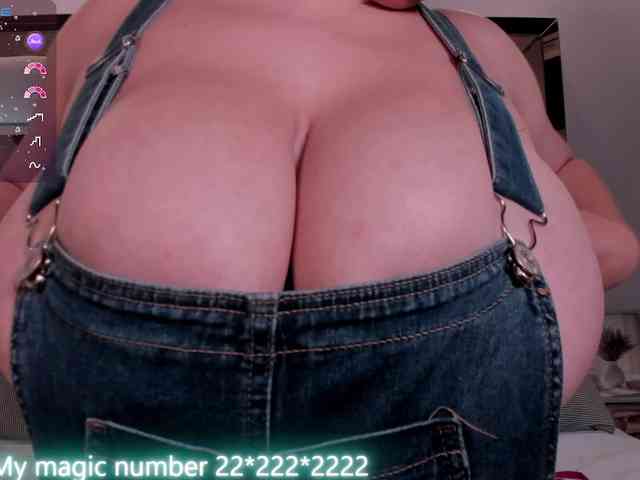 anyi-sweet-tits webcam