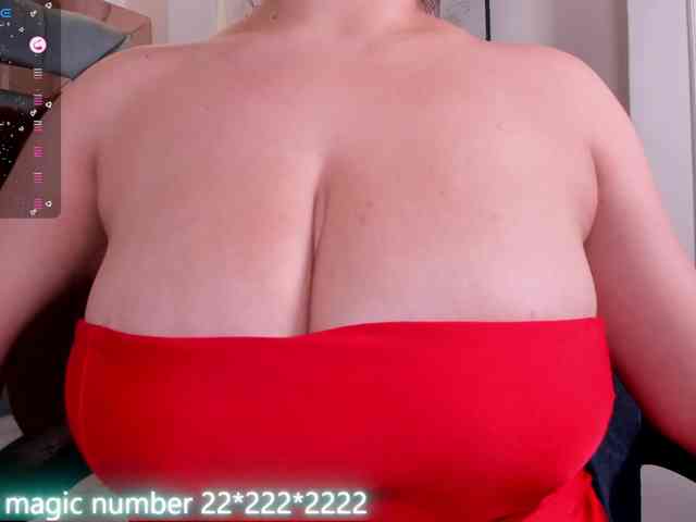 anyi-sweet-tits webcam