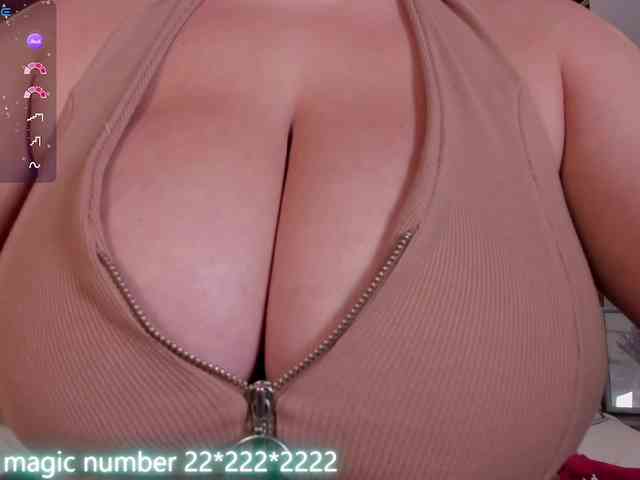 anyi-sweet-tits webcam