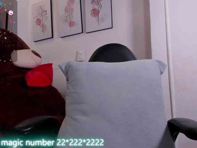 anyi-sweet-tits webcam