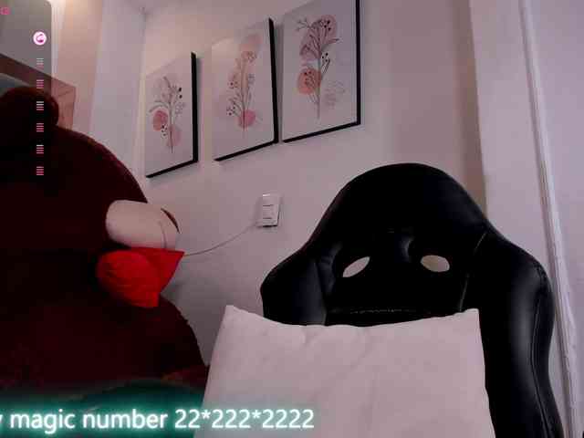 anyi-sweet-tits webcam