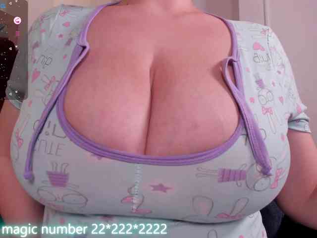anyi-sweet-tits webcam