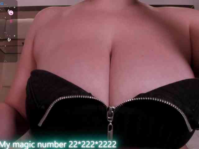 anyi-sweet-tits webcam