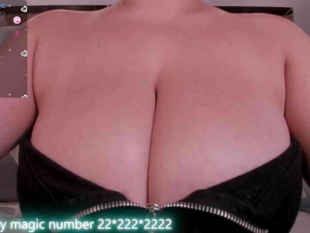 anyi-sweet-tits webcam