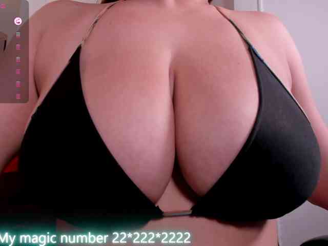 anyi-sweet-tits webcam