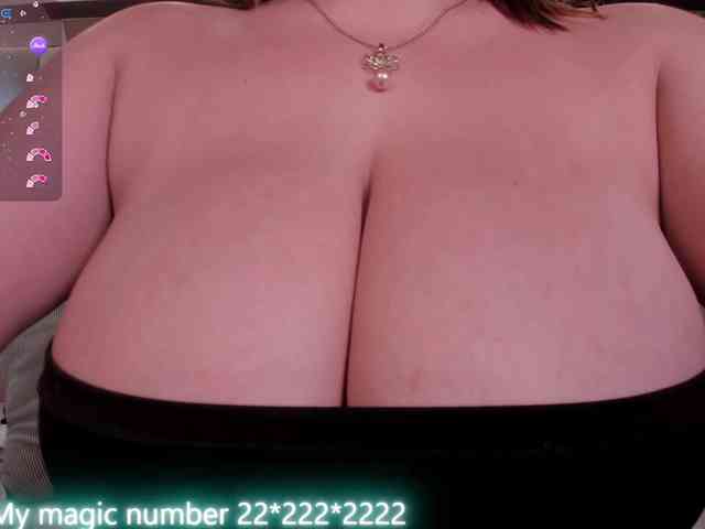 anyi-sweet-tits webcam